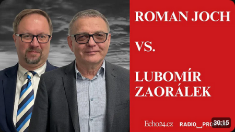 Málo peněz na zbrojení? Prezident si stěžuje, ale je toho příčinou, říká Zaorálek v hádce s Jochem