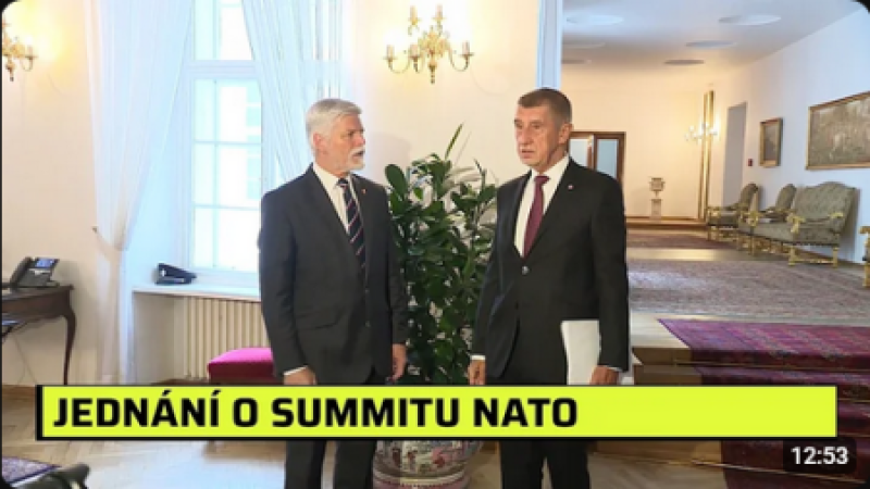 Pavel zpražil Babiše za pozdní příchod. Tak mi to nevyšlo, no, reagoval premiér