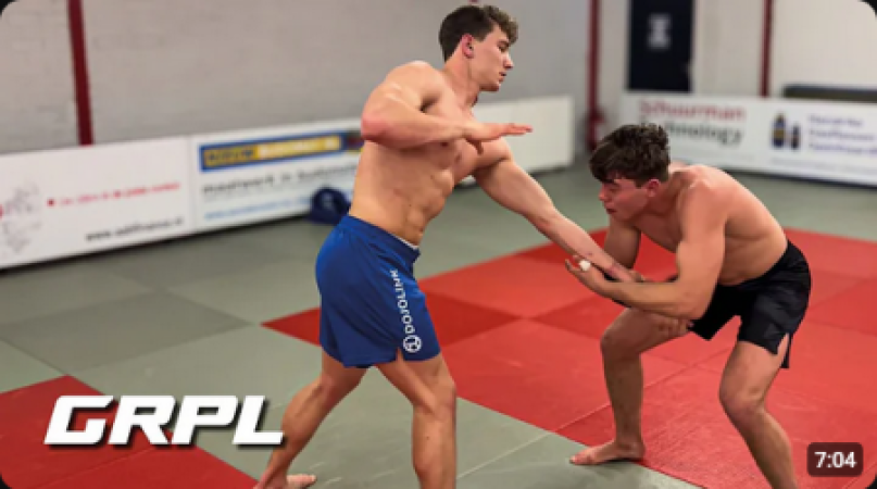 Submission Wrestling: Rens vs. Chris