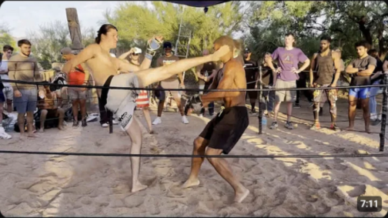 MUAY THAI vs BOXING