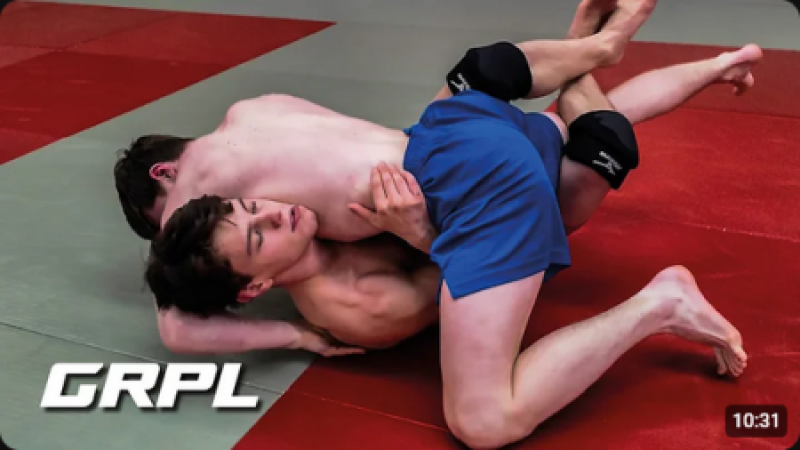 Submission Wrestling: Sasha vs. Mike